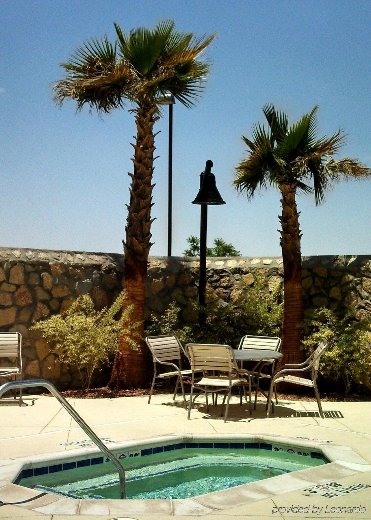 Holiday Inn Express & Suites El Paso Airport By Ihg Eksteriør billede
