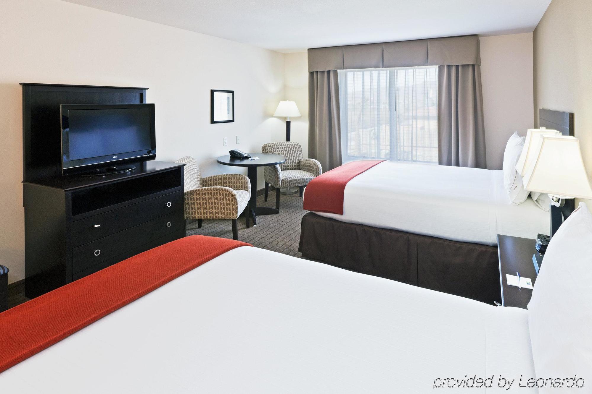 Holiday Inn Express & Suites El Paso Airport By Ihg Værelse billede